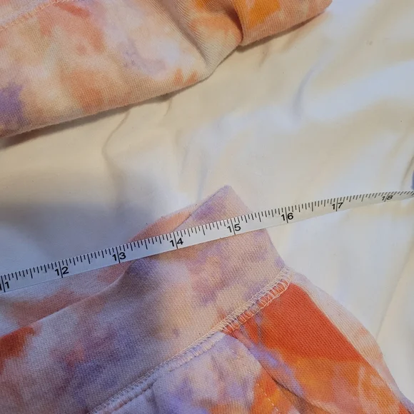 Matching Sweat Set (size medium) - Picture 9 of 10